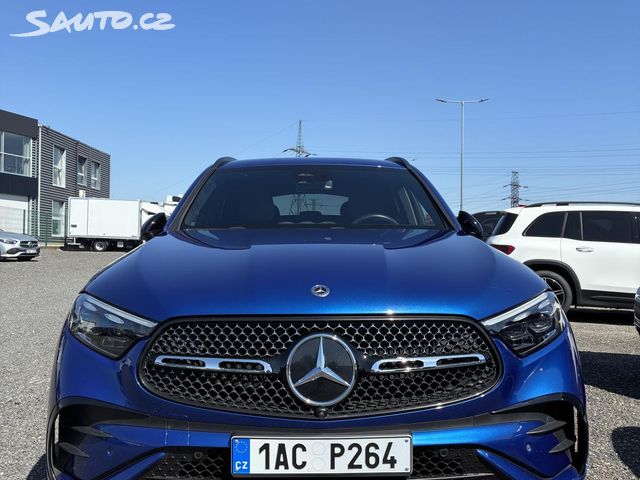 Mercedes GLC